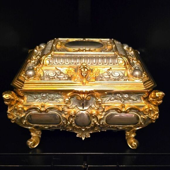 EARHAD & SOHNE VINTAGE CASKET JEWLERY BOX!Elegant Gold and Silver Decorative Box - Picture 1 of 15